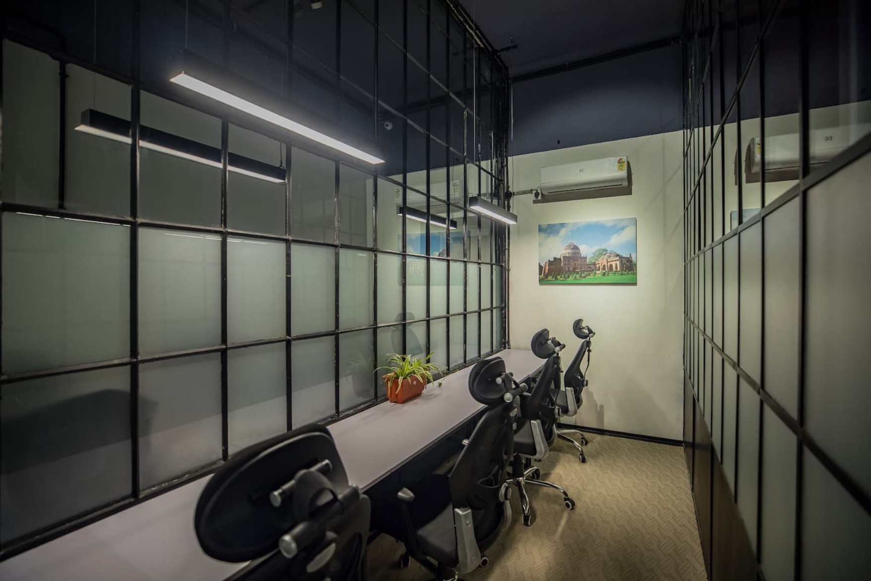 Coworking Space In Connaught Circle BI444